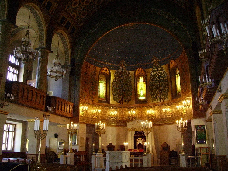 תקרת בית הכנסת הכוריאלי | צילום מתוך ויקפדיה 